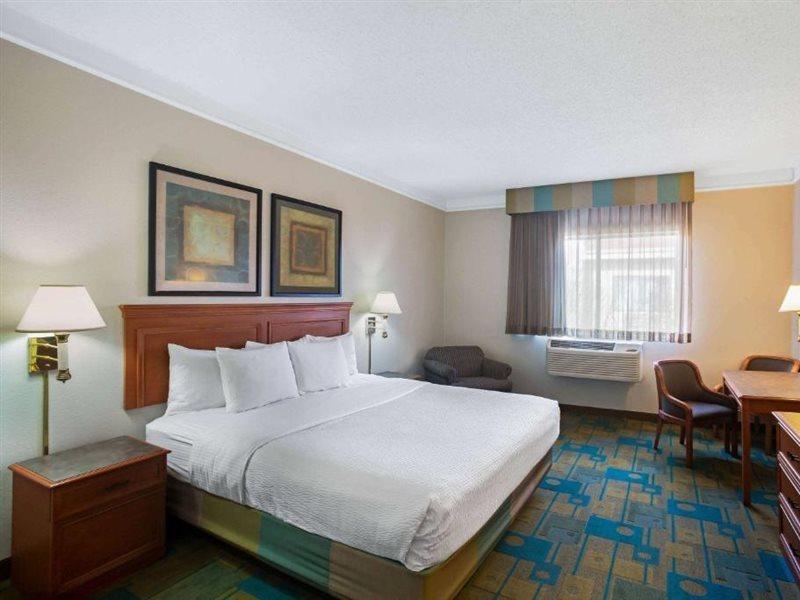 Hotel La Quinta By Wyndham Round Rock North Esterno foto